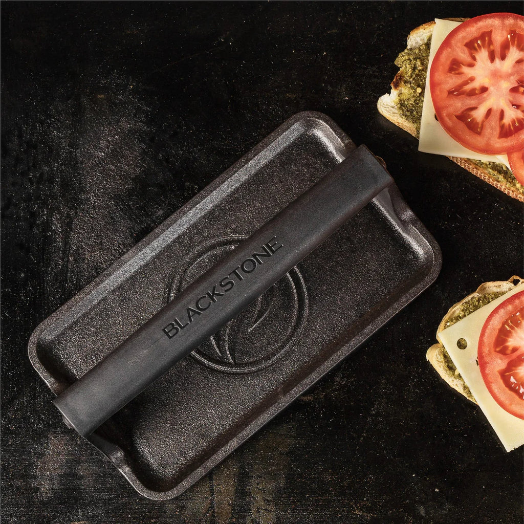 Presă din Fontă Blackstone - Accesoriu Profesional pentru Burgeri și Grătar