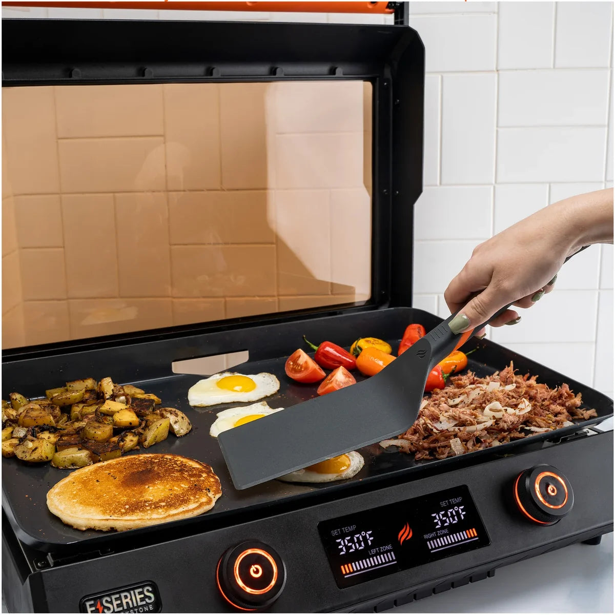 Set Blackstone 4 accesorii pentru grătar electric tip plită E-Series